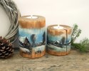 2 drewniane świeczniki z malowanym pejzażem