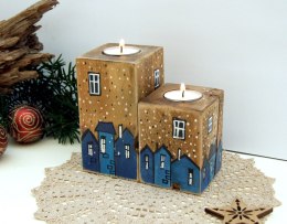 2 świeczniki z malowanymi domkami