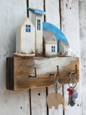 Drewniany wieszaczek na klucze, biało-niebieski