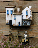 Mały wieszaczek na klucze, 3 białe domki