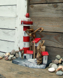 Latarnia Morska - Red LIght - dekoracja z drewna